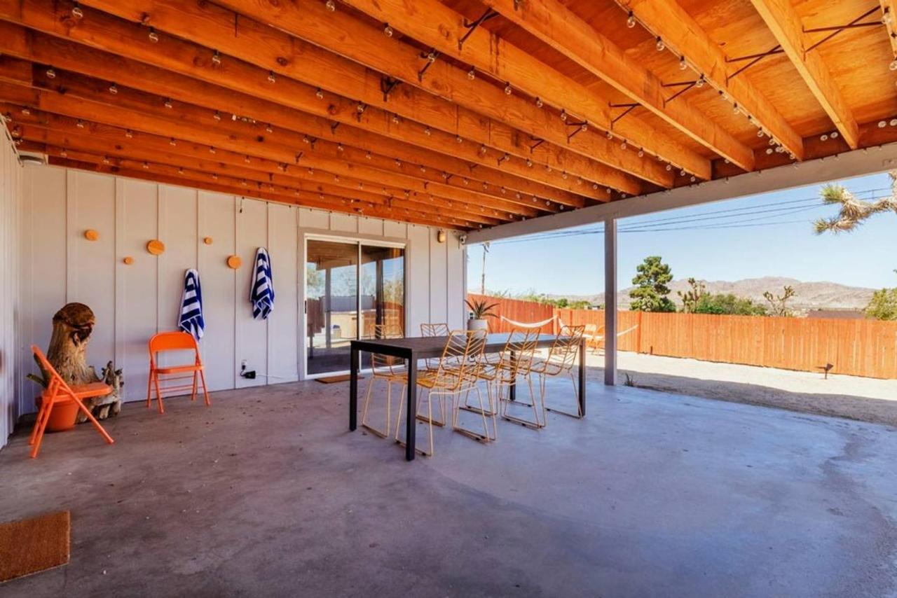 约书亚树Made In The Shade - Central, Hot Tub, Ac, Sleeps 8别墅 外观 照片